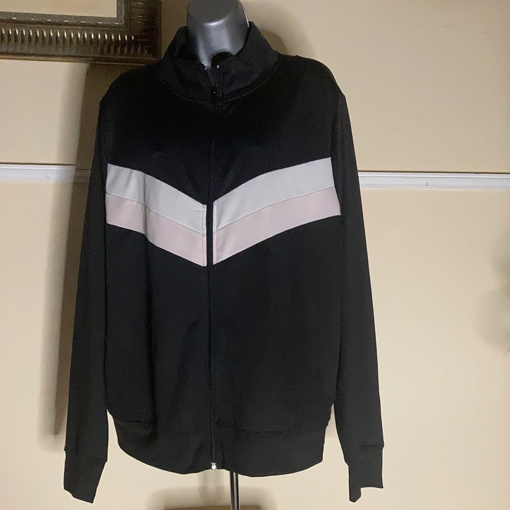 Woman’s pro player jacket. Size 2X